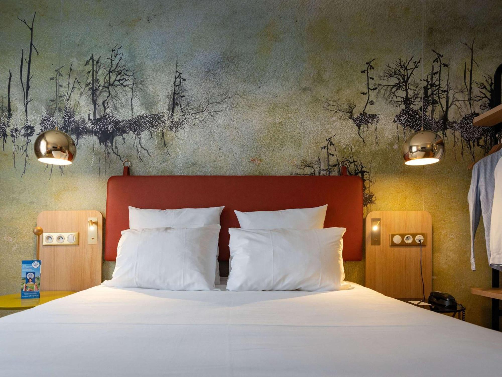 Mercure Saint Omer Centre Gare Exterior photo